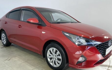 Hyundai Solaris II рестайлинг, 2021 год, 1 650 000 рублей, 12 фотография