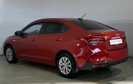 Hyundai Solaris II рестайлинг, 2021 год, 1 650 000 рублей, 8 фотография