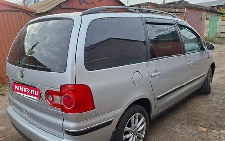Volkswagen Sharan I рестайлинг, 2006 год, 690 000 рублей, 3 фотография