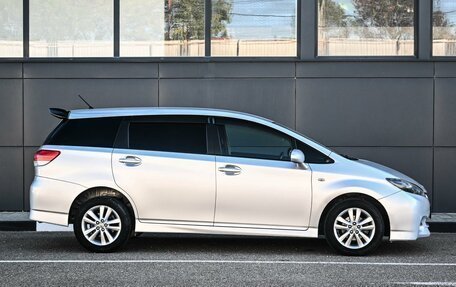 Toyota Wish II, 2010 год, 989 000 рублей, 5 фотография