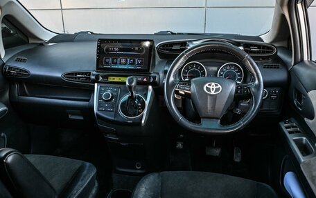 Toyota Wish II, 2010 год, 989 000 рублей, 6 фотография