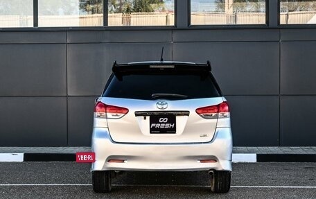Toyota Wish II, 2010 год, 989 000 рублей, 4 фотография