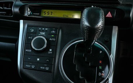 Toyota Wish II, 2010 год, 989 000 рублей, 20 фотография