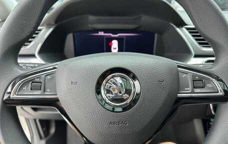 Skoda Superb III рестайлинг, 2023 год, 2 247 000 рублей, 8 фотография