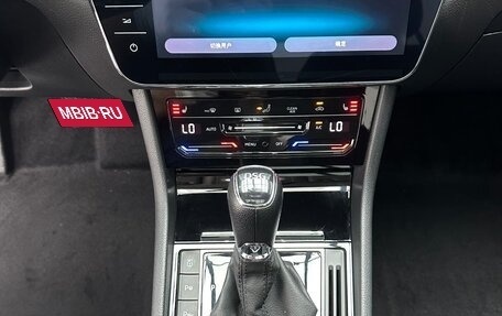 Skoda Superb III рестайлинг, 2023 год, 2 247 000 рублей, 9 фотография