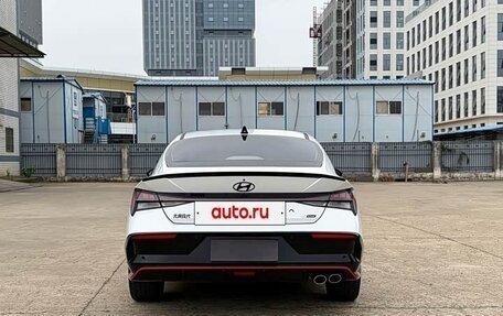 Hyundai Elantra, 2023 год, 1 780 000 рублей, 5 фотография