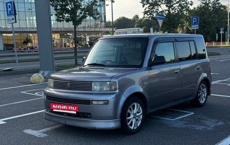 Toyota bB I рестайлинг, 2001 год, 320 000 рублей, 5 фотография