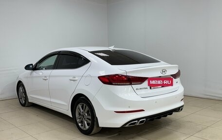 Hyundai Elantra VI рестайлинг, 2018 год, 1 260 000 рублей, 6 фотография