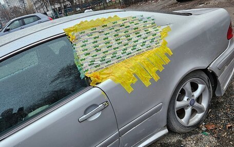 Mercedes-Benz CLK-Класс, 2000 год, 220 000 рублей, 13 фотография