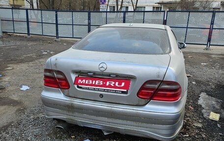 Mercedes-Benz CLK-Класс, 2000 год, 220 000 рублей, 7 фотография