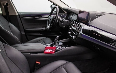 BMW 5 серия, 2020 год, 2 980 000 рублей, 9 фотография