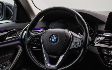 BMW 5 серия, 2020 год, 2 980 000 рублей, 15 фотография
