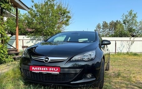 Opel Astra J, 2013 год, 1 000 000 рублей, 7 фотография
