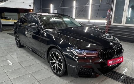 BMW 5 серия, 2019 год, 2 600 000 рублей, 3 фотография