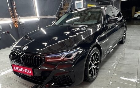 BMW 5 серия, 2019 год, 2 600 000 рублей, 2 фотография