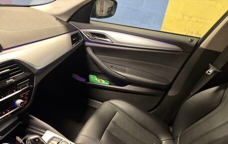BMW 5 серия, 2019 год, 2 600 000 рублей, 17 фотография
