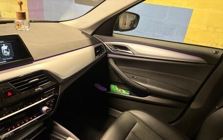 BMW 5 серия, 2019 год, 2 600 000 рублей, 16 фотография