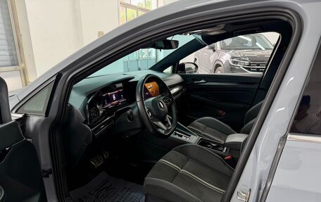 Volkswagen Golf VIII, 2023 год, 1 590 000 рублей, 8 фотография