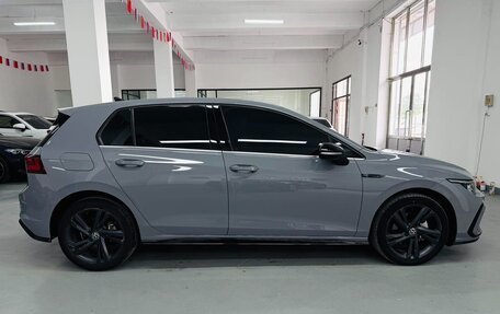 Volkswagen Golf VIII, 2023 год, 1 590 000 рублей, 4 фотография