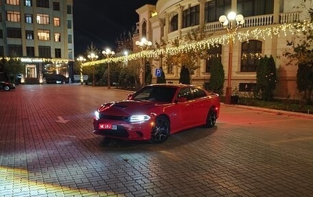 Dodge Charger, 2019 год, 2 090 000 рублей, 1 фотография