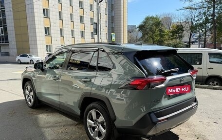 Toyota RAV4, 2020 год, 3 290 000 рублей, 4 фотография