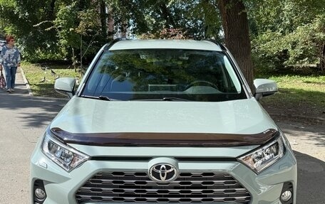 Toyota RAV4, 2020 год, 3 290 000 рублей, 5 фотография