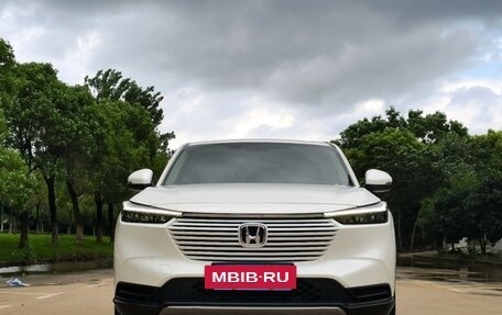 Honda Vezel, 2023 год, 1 900 000 рублей, 2 фотография