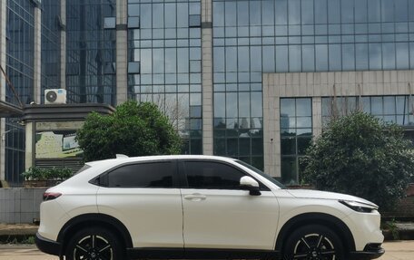 Honda Vezel, 2023 год, 1 900 000 рублей, 7 фотография
