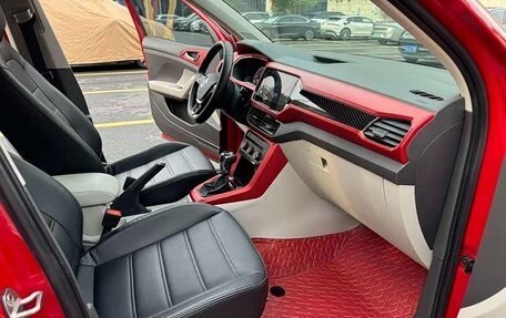 Volkswagen T-Cross I, 2023 год, 1 750 100 рублей, 12 фотография