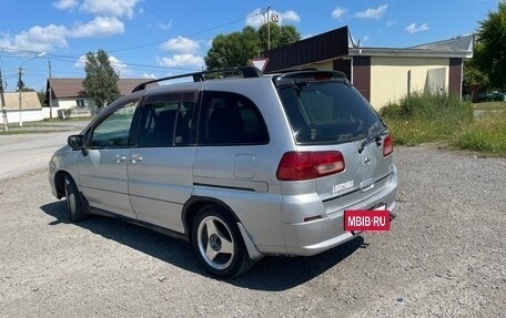 Nissan Liberty, 2001 год, 340 000 рублей, 3 фотография