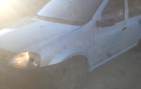 Renault Logan I, 2009 год, 160 000 рублей, 3 фотография