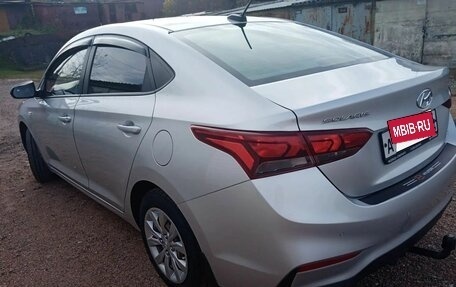 Hyundai Solaris II рестайлинг, 2019 год, 1 370 000 рублей, 2 фотография