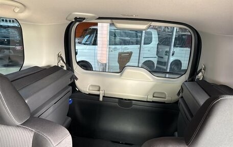 Nissan Serena IV, 2022 год, 2 050 700 рублей, 19 фотография