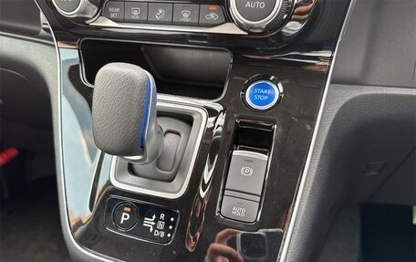 Nissan Serena IV, 2022 год, 2 050 700 рублей, 15 фотография
