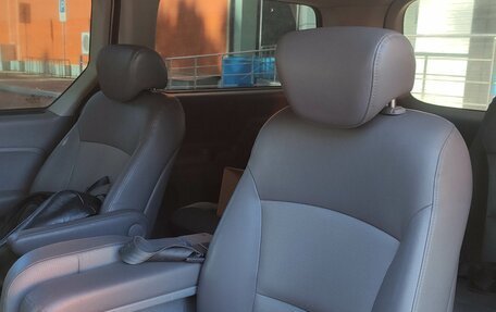 Hyundai Grand Starex Grand Starex I рестайлинг 2, 2009 год, 810 000 рублей, 8 фотография