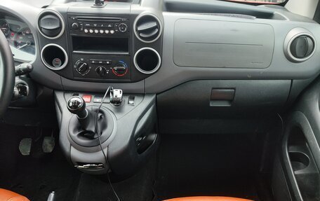 Peugeot Partner II рестайлинг 2, 2010 год, 250 000 рублей, 3 фотография
