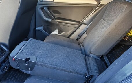Volkswagen Tiguan II, 2019 год, 2 250 000 рублей, 14 фотография