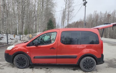 Peugeot Partner II рестайлинг 2, 2010 год, 250 000 рублей, 18 фотография