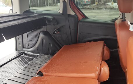 Peugeot Partner II рестайлинг 2, 2010 год, 250 000 рублей, 29 фотография
