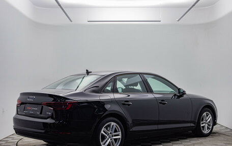 Audi A4, 2018 год, 2 120 000 рублей, 5 фотография