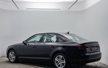 Audi A4, 2018 год, 2 120 000 рублей, 7 фотография