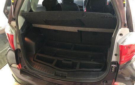 Toyota Ractis II, 2011 год, 750 000 рублей, 9 фотография