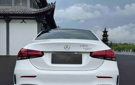 Mercedes-Benz A-Класс, 2022 год, 1 670 000 рублей, 5 фотография