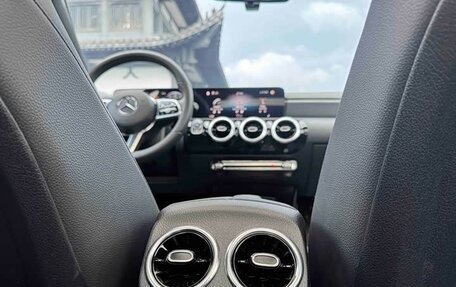 Mercedes-Benz A-Класс, 2022 год, 1 670 000 рублей, 14 фотография