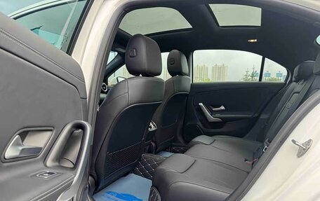 Mercedes-Benz A-Класс, 2022 год, 1 670 000 рублей, 15 фотография