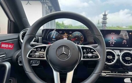 Mercedes-Benz A-Класс, 2022 год, 1 670 000 рублей, 8 фотография