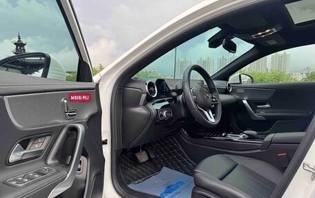 Mercedes-Benz A-Класс, 2022 год, 1 670 000 рублей, 7 фотография