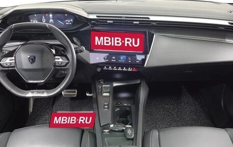 Peugeot 308, 2023 год, 2 000 000 рублей, 11 фотография
