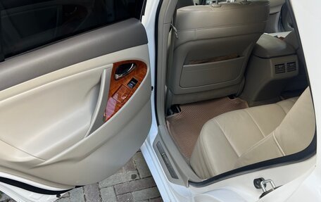 Toyota Camry, 2010 год, 1 350 000 рублей, 8 фотография
