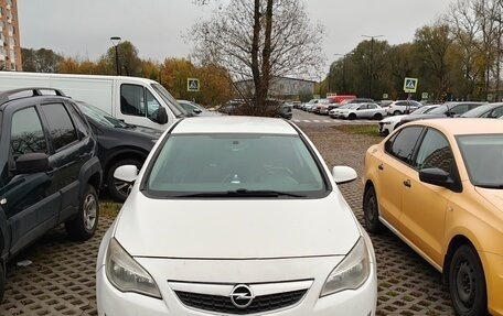 Opel Astra J, 2012 год, 700 000 рублей, 1 фотография